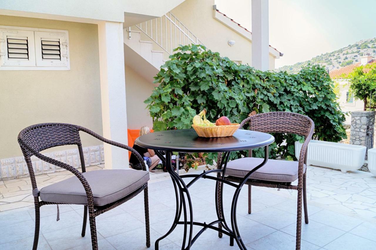 Gartenapartment Villa Luger Ražanj Esterno foto